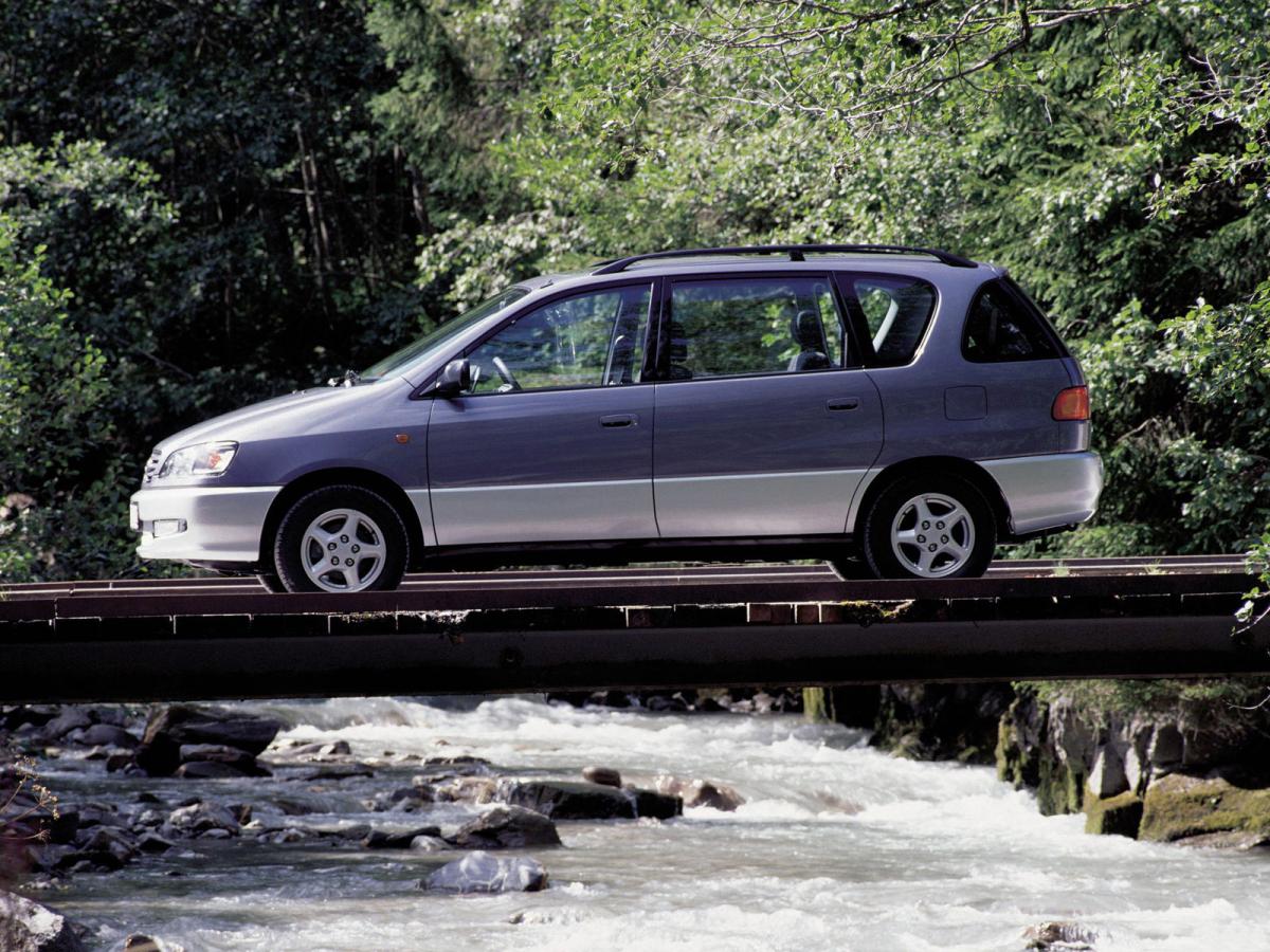 Toyota Picnic technical specifications and fuel economy
